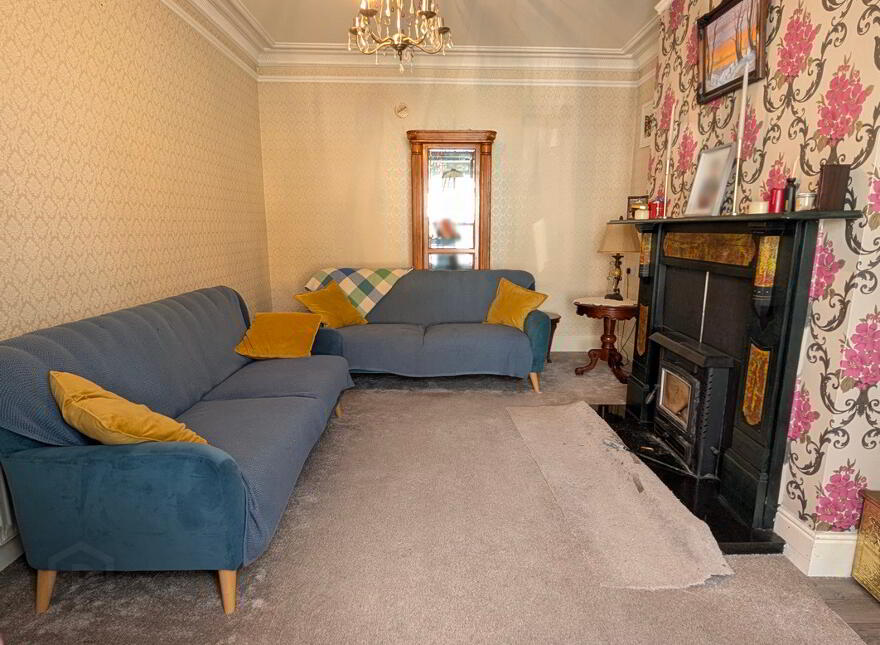 Church St., Carrigallen, H12DP30