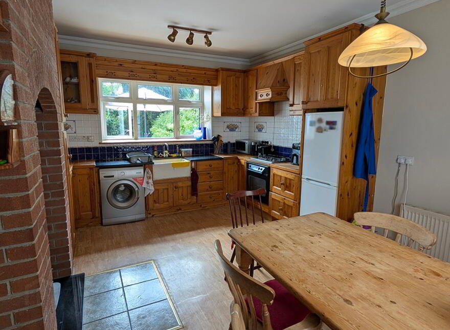 Church St., Carrigallen, H12DP30