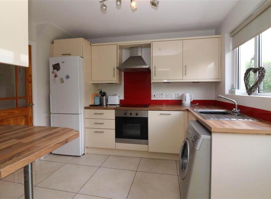 11 Richmond Avenue, Lisburn, BT28 2DL