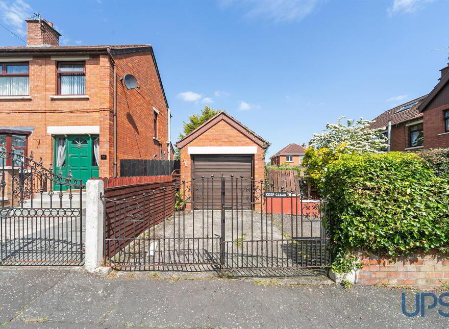 21 Stockmans Crescent, Belfast, BT11 9AW