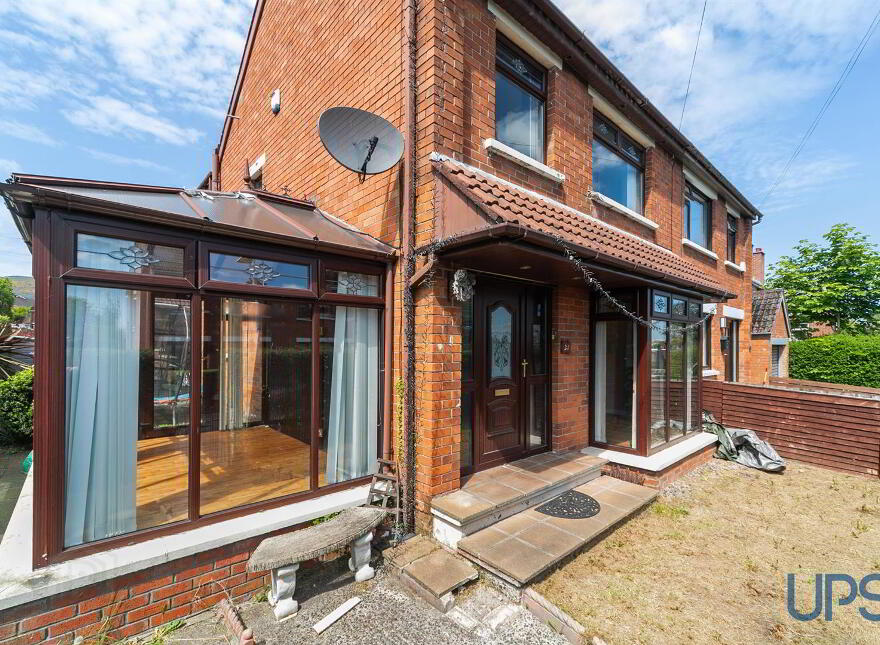 21 Stockmans Crescent, Belfast, BT11 9AW