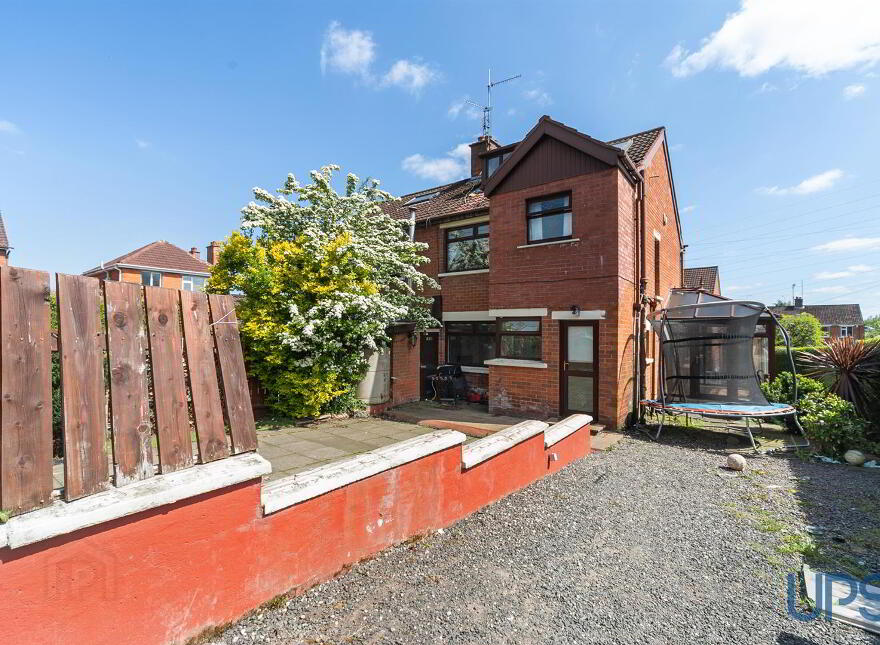 21 Stockmans Crescent, Belfast, BT11 9AW
