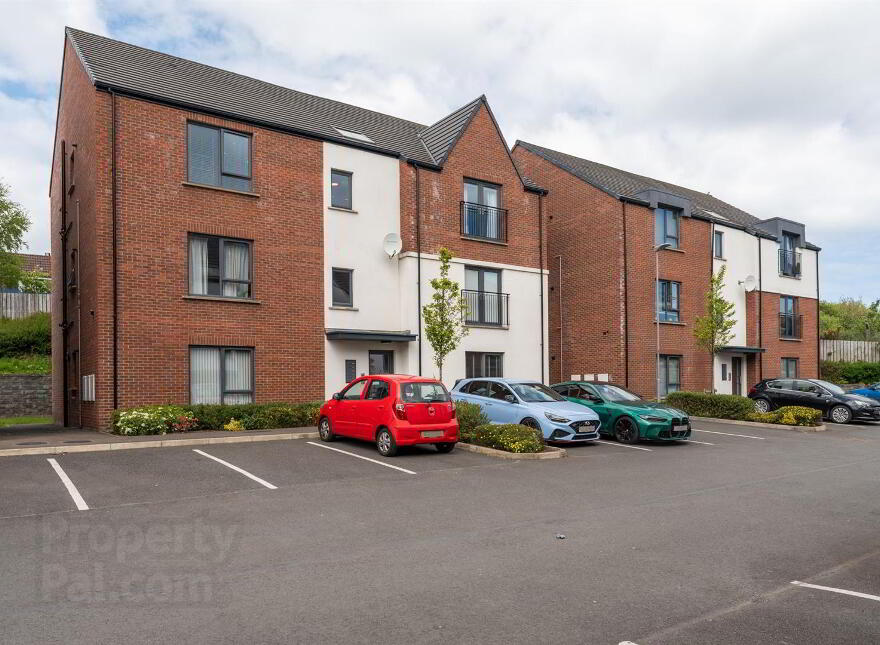 Apt, 30 Faulkner Road, Bangor, BT20 3FA photo