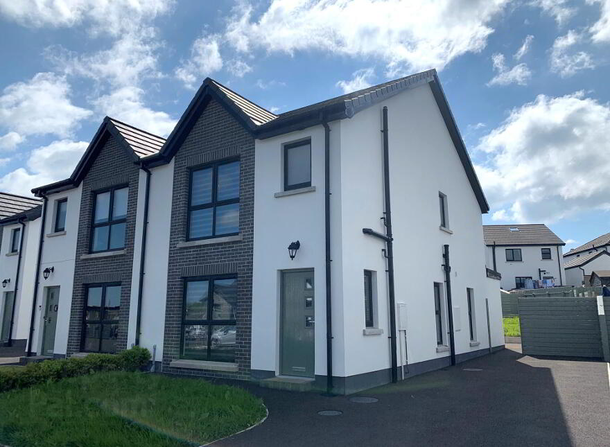 3 Millbrooke Avenue, Ballymoney, BT53 7FL photo