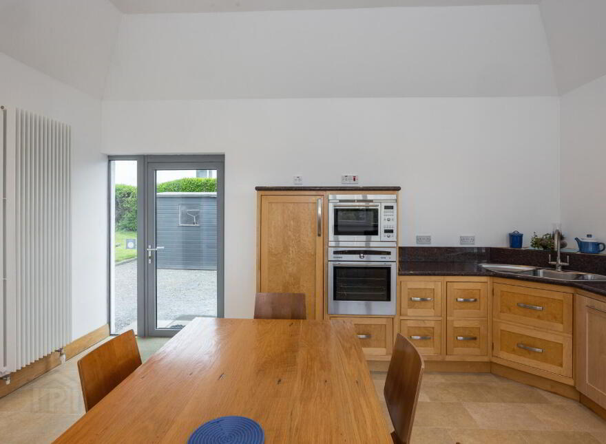 The Hide, 156 Portaferry Road, Newtownards, BT22 2AJ