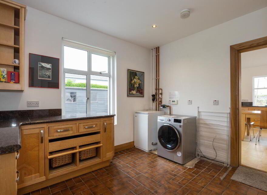 The Hide, 156 Portaferry Road, Newtownards, BT22 2AJ