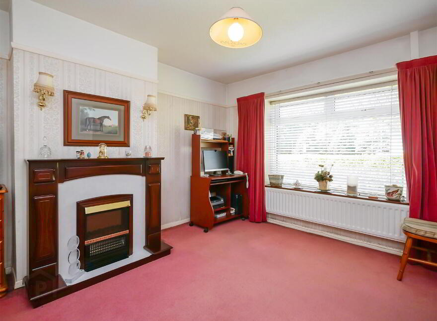 15 Castlecoole Park, Belvoir Park, Belfast, BT8 7BE