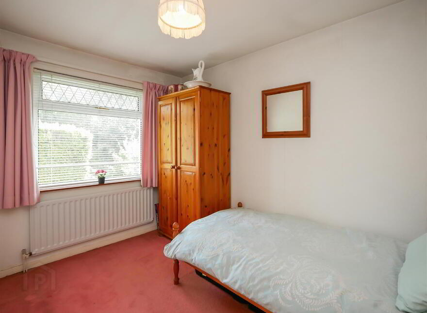 15 Castlecoole Park, Belvoir Park, Belfast, BT8 7BE