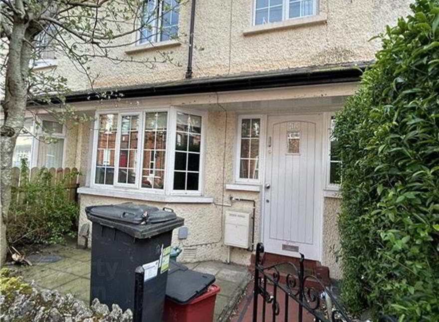 36 Dunluce Avenue, Belfast, BT9 7AY photo