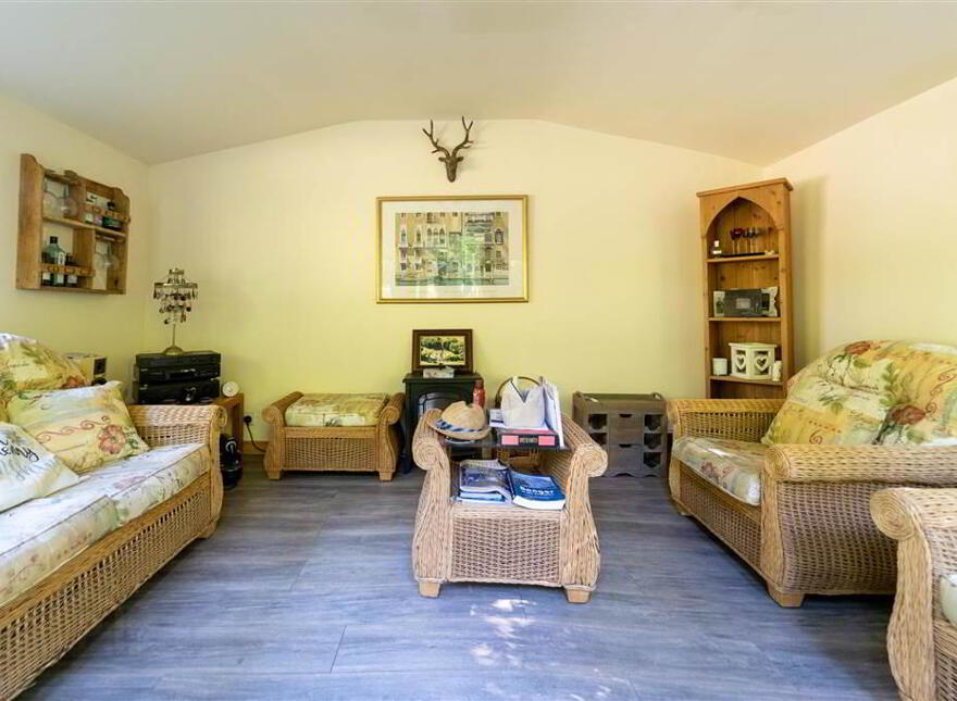 535 Belfast Road, Crawfordsburn, Bangor, BT19 1UJ