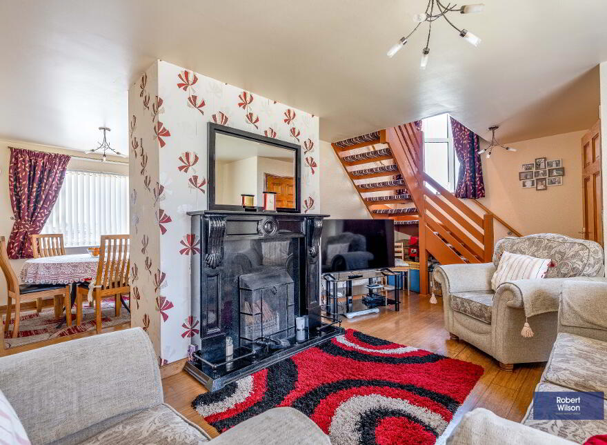 16 Marlborough Park, Lurgan, BT66 8NL
