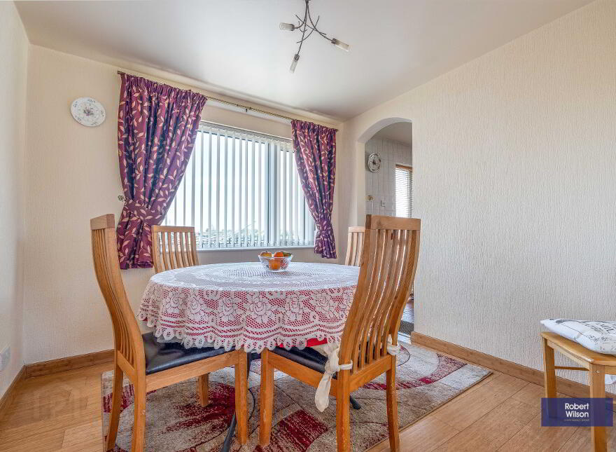 16 Marlborough Park, Lurgan, BT66 8NL