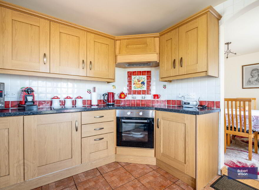 16 Marlborough Park, Lurgan, BT66 8NL