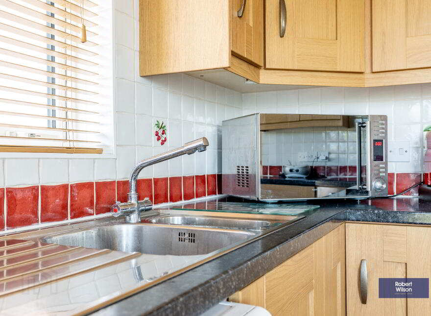 16 Marlborough Park, Lurgan, BT66 8NL