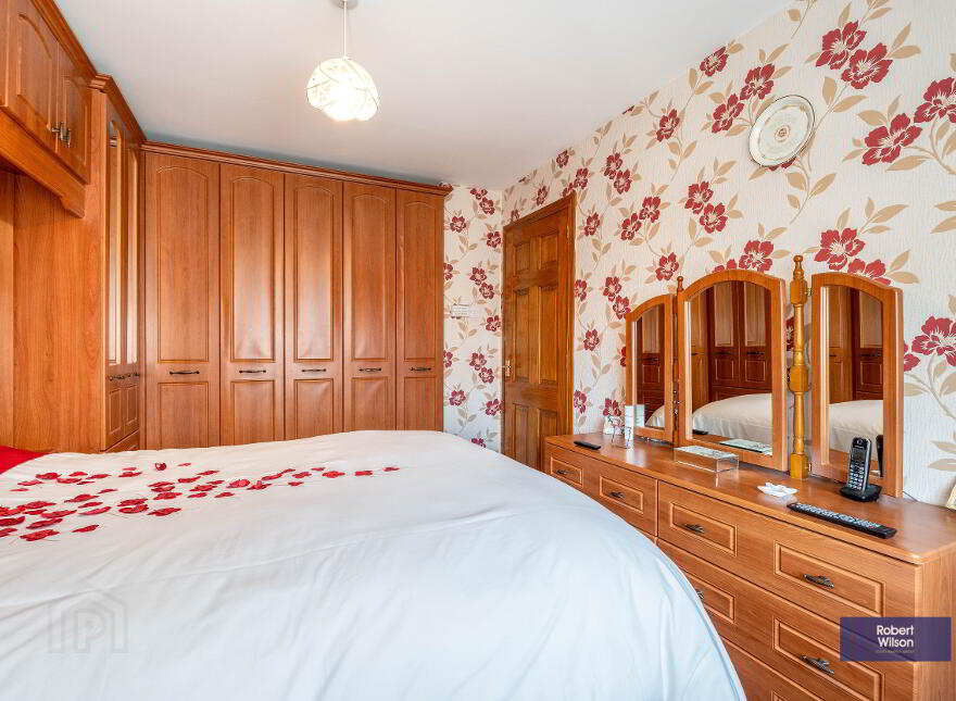 16 Marlborough Park, Lurgan, BT66 8NL