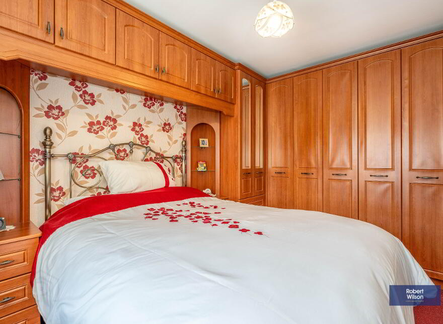 16 Marlborough Park, Lurgan, BT66 8NL