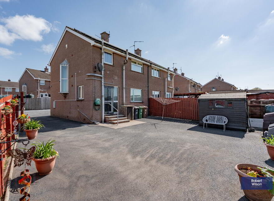 16 Marlborough Park, Lurgan, BT66 8NL