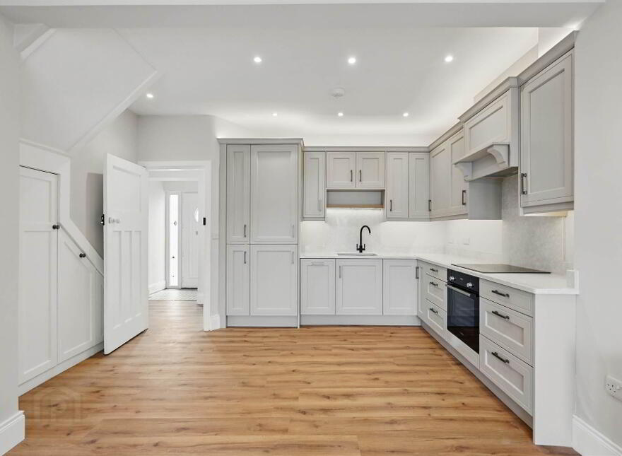 65 Upper Lisburn Road, Finaghy, Belfast, BT10 0GY