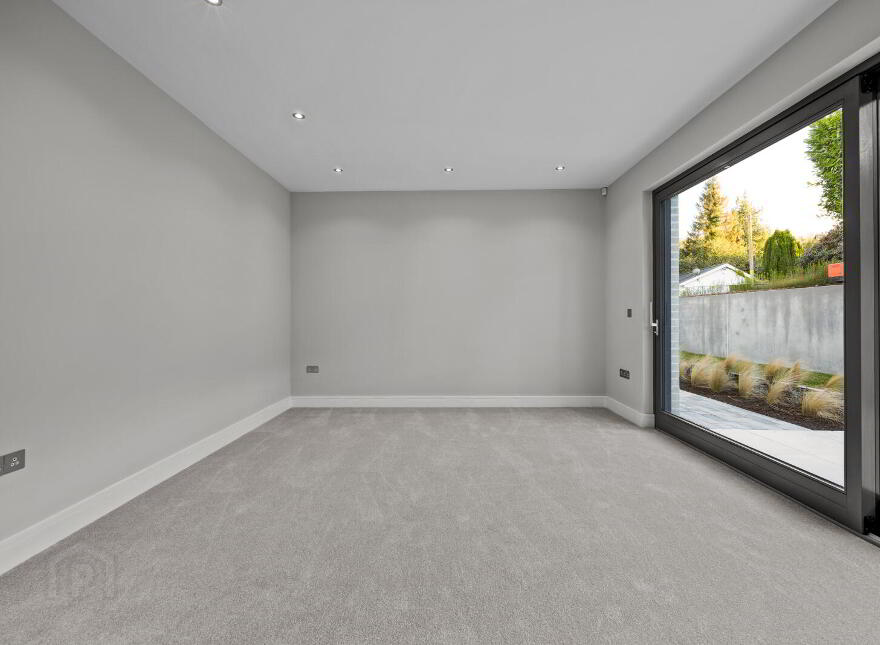Monad, 7a Glen Road, Cultra, Holywood, BT18 0HB