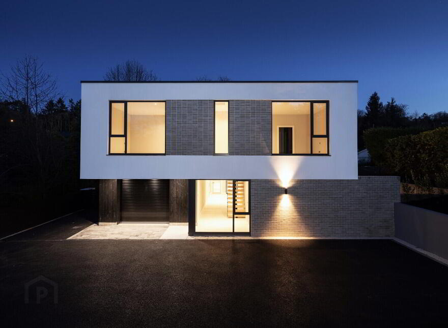 Monad, 7a Glen Road, Cultra, Holywood, BT18 0HB