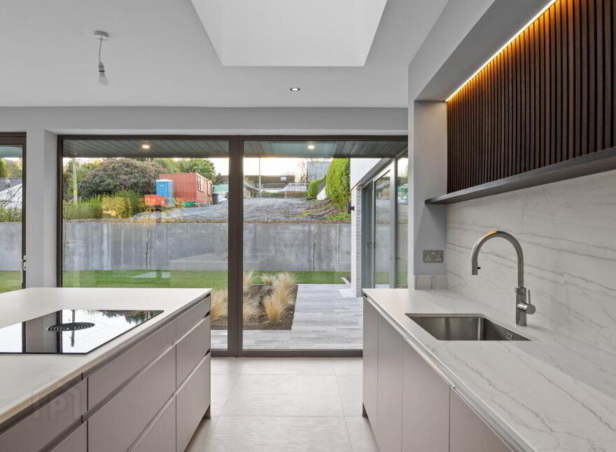 Monad, 7a Glen Road, Cultra, Holywood, BT18 0HB