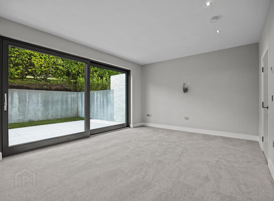 Monad, 7a Glen Road, Cultra, Holywood, BT18 0HB