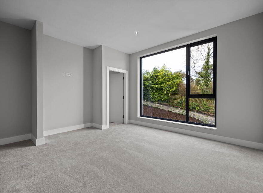 Monad, 7a Glen Road, Cultra, Holywood, BT18 0HB