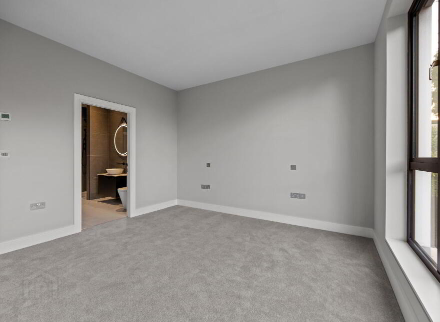 Monad, 7a Glen Road, Cultra, Holywood, BT18 0HB