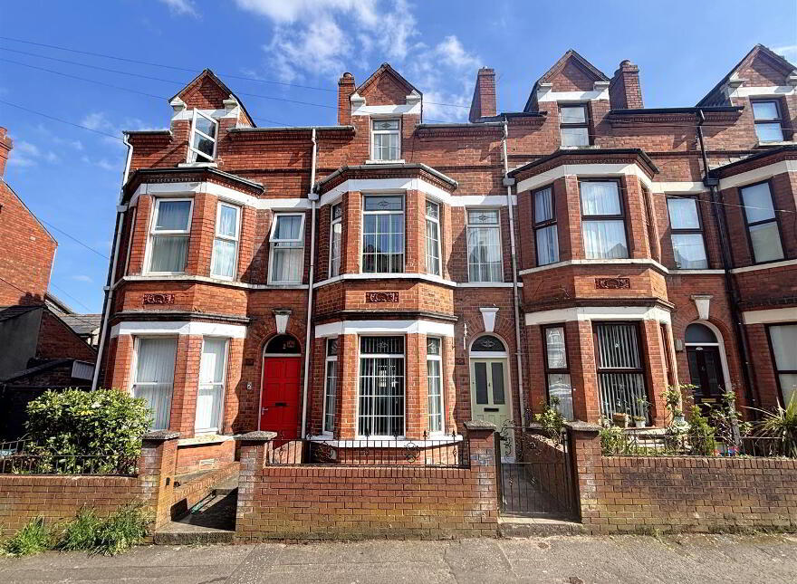 4 Clifton Drive, Belfast, BT14 6LG photo