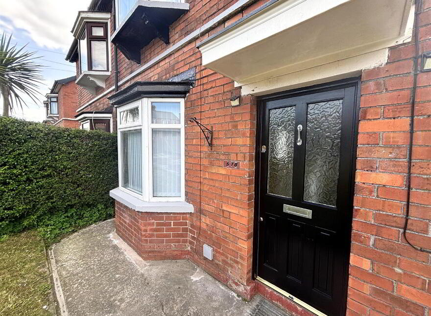 678 Oldpark Road, Belfast, BT14 6QN