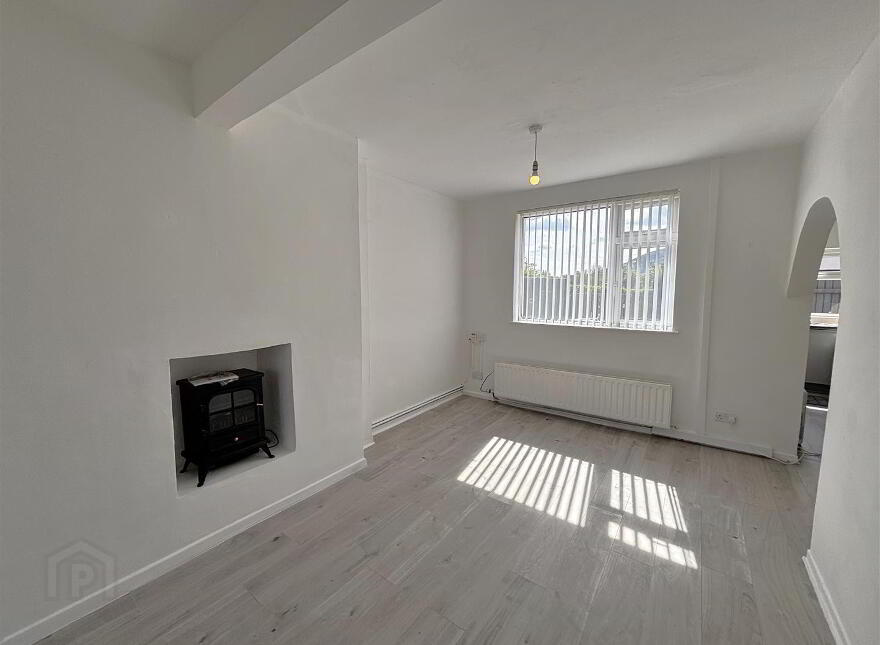 678 Oldpark Road, Belfast, BT14 6QN