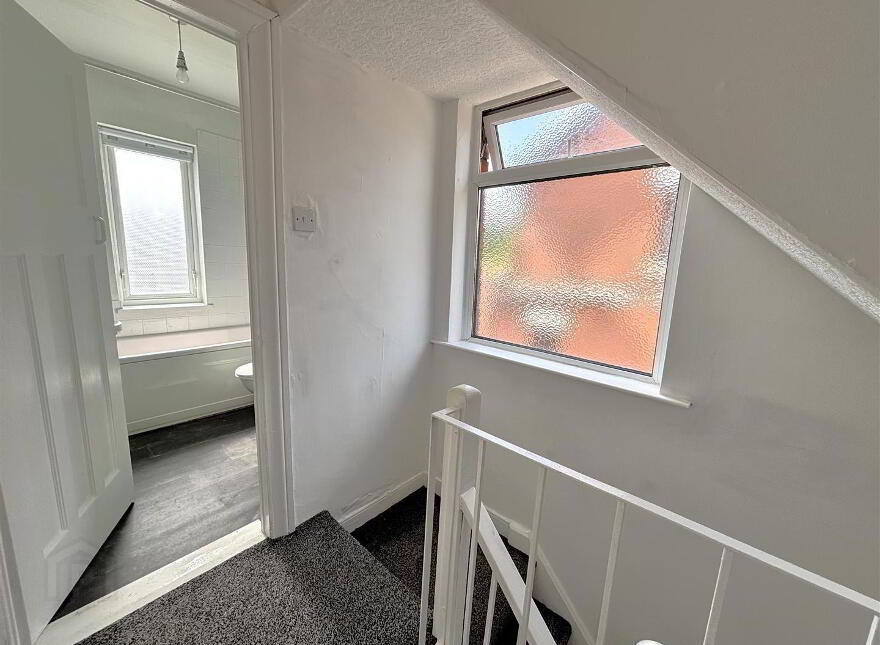 678 Oldpark Road, Belfast, BT14 6QN