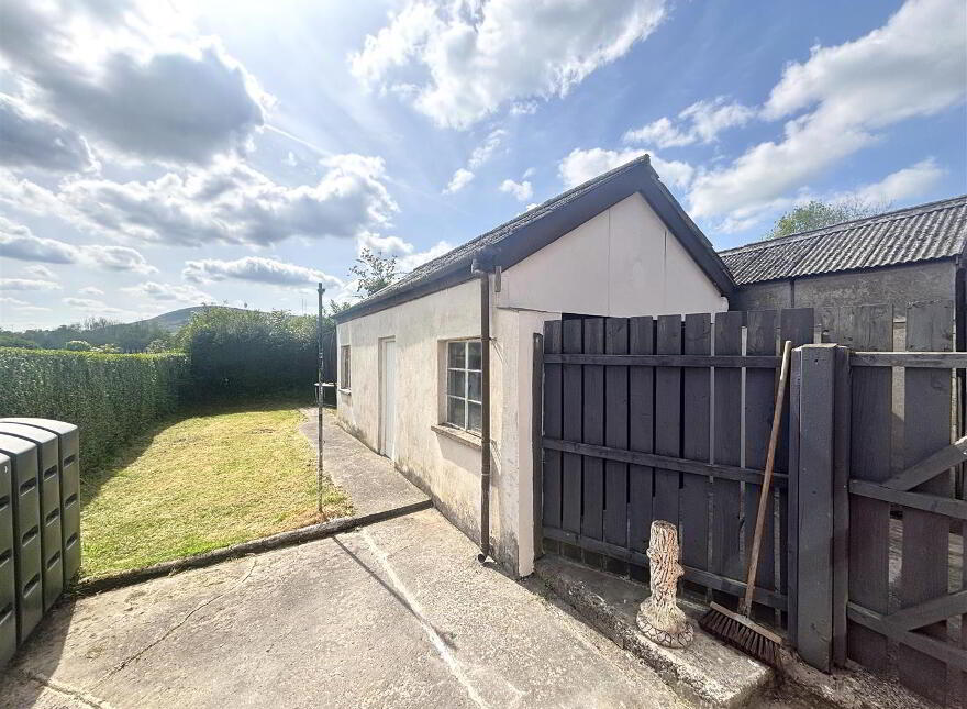 678 Oldpark Road, Belfast, BT14 6QN