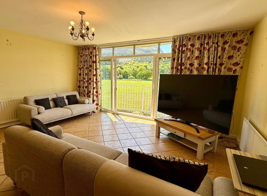 7 Parklands, Bryansford Road, Newcastle, BT33 0GS