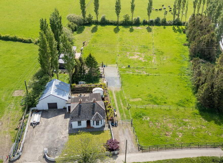 A Country Cottage With Paddock, Stables And Garage, 3 Hillsborough Road, Moira, BT67 0HG photo