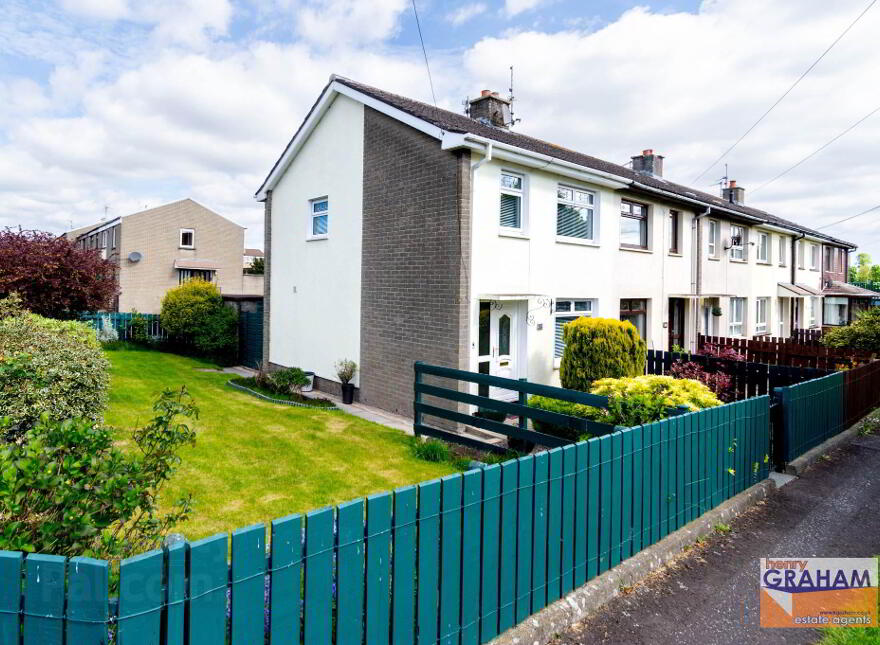 51 Manor Park, Lisburn, BT28 1EZ photo