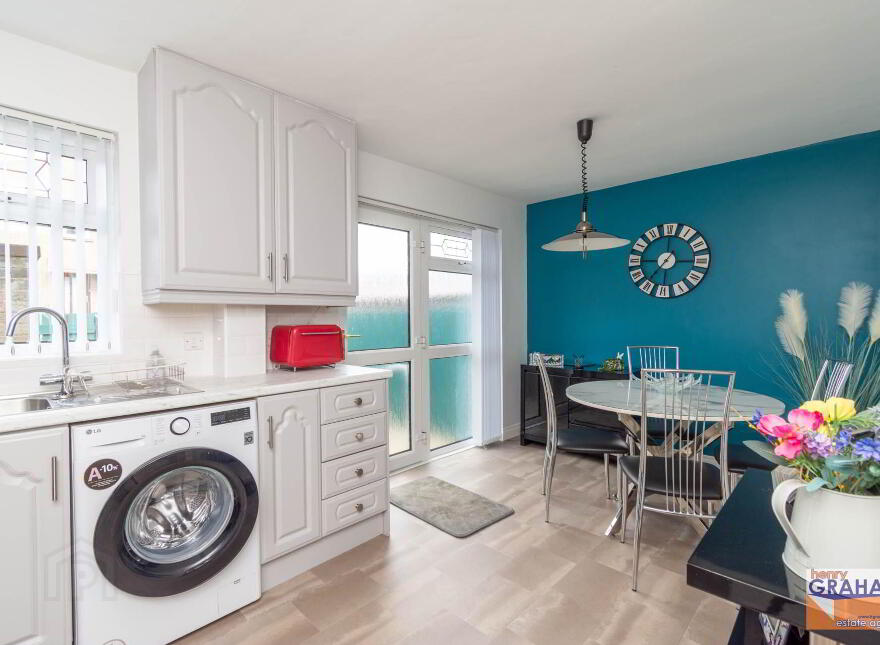 51 Manor Park, Lisburn, BT28 1EZ