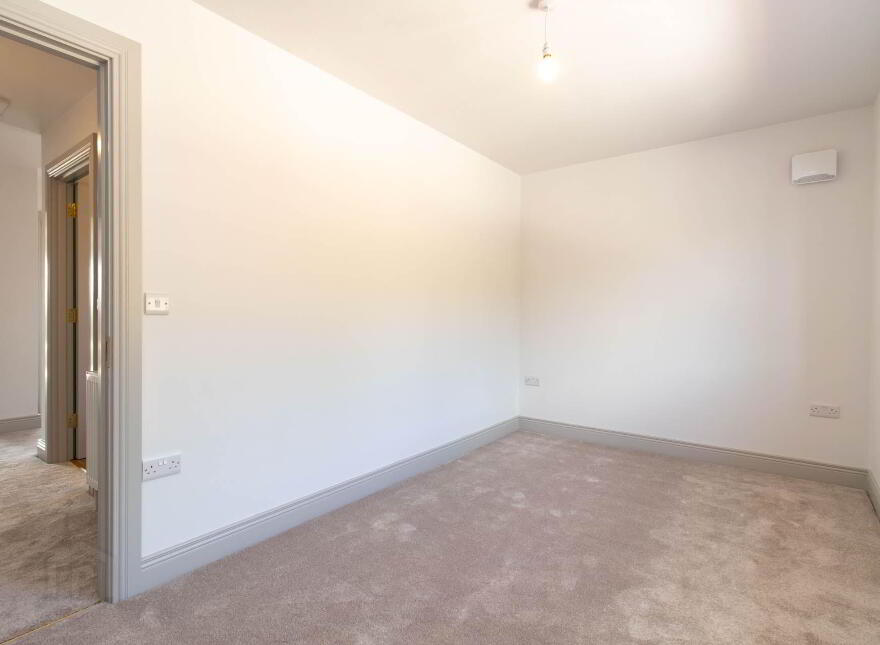 Oakwood, Swellan Park, Cavan Town, H12T0F9