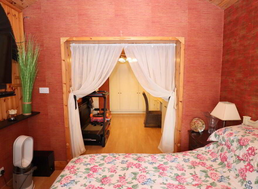 6 Laburnum Turret, North Road, Drogheda