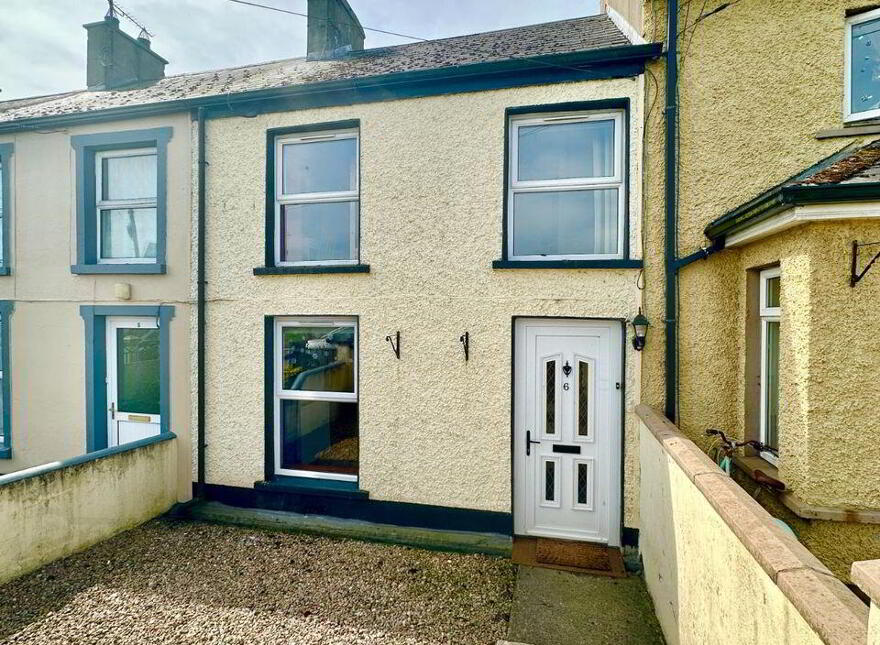 6 Lower Millbrook, Clones photo