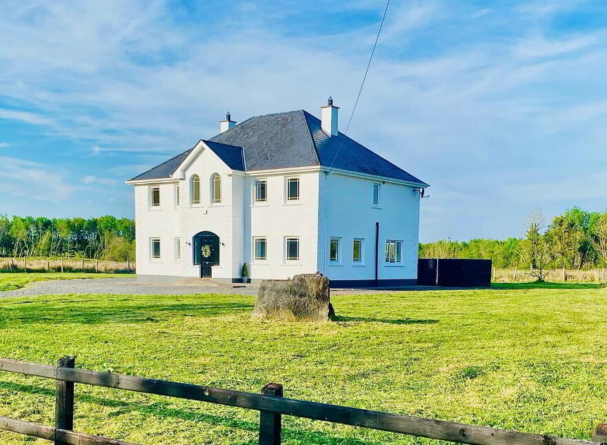 Callowhill, Ballinamore, N41EE64 photo
