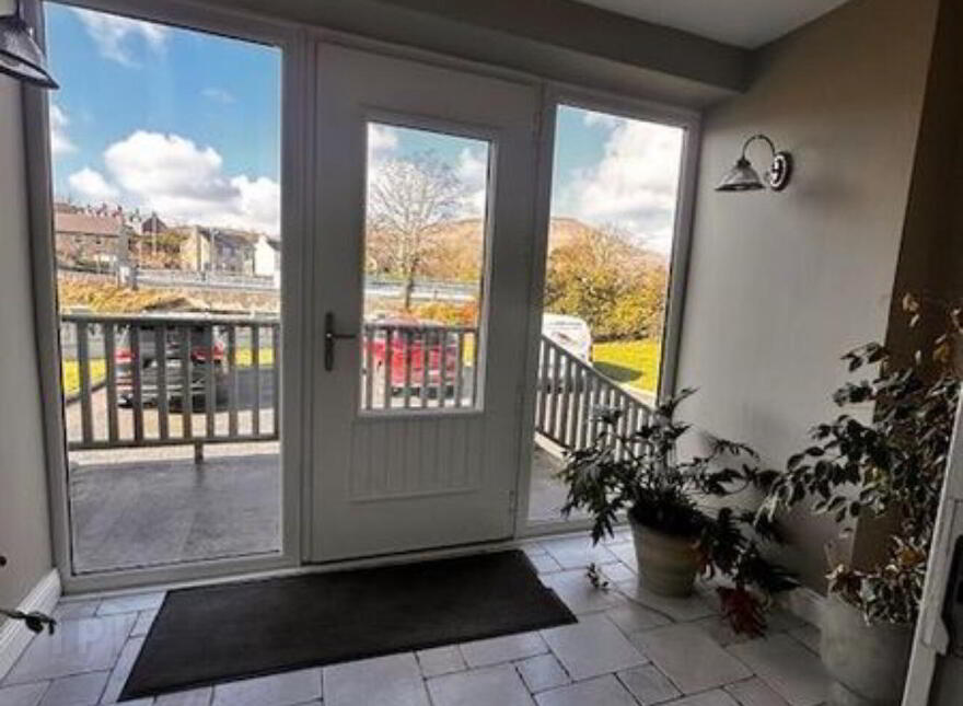 Ardrinane House, Lower Main Street, Annascaul, Anascaul, V92F792