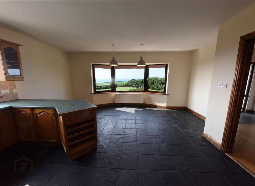 Nohoval Cove, Kinsale