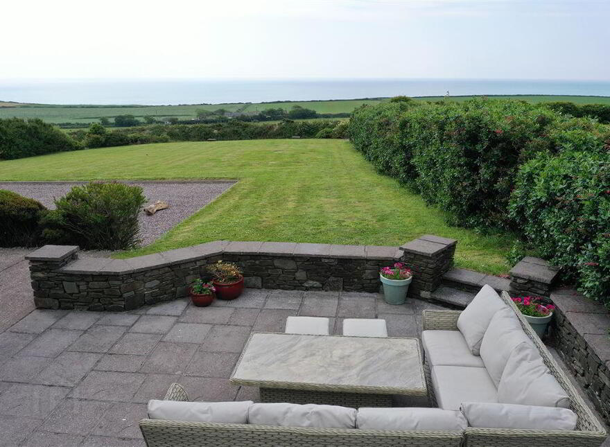 Nohoval Cove, Kinsale
