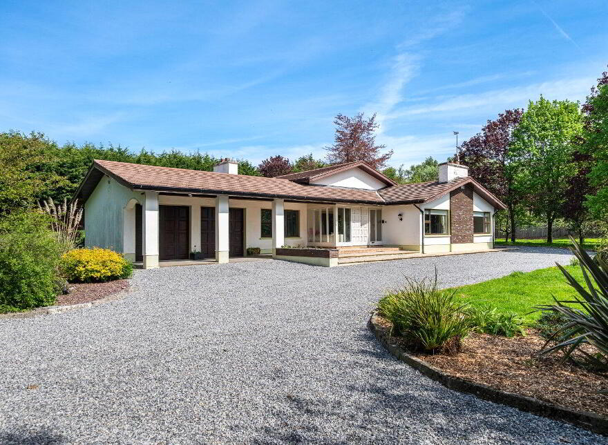 Kalee Lodge, Durrow, Tullamore, R35V902 photo