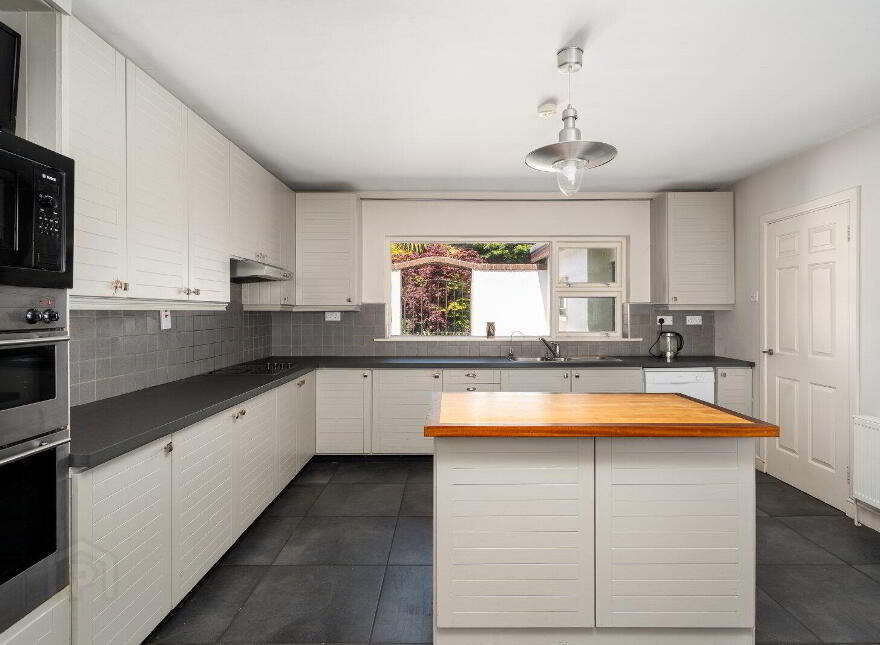 Kalee Lodge, Durrow, Tullamore, R35V902