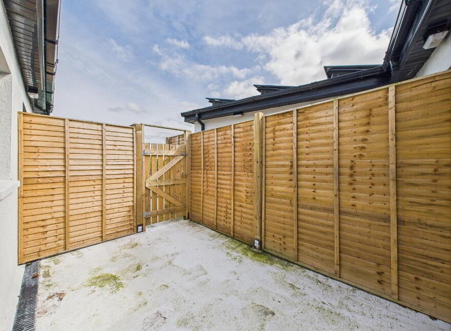 Apartments 1 - 4, 11-12 Barrack Street, Goresbridge, R95XFN8