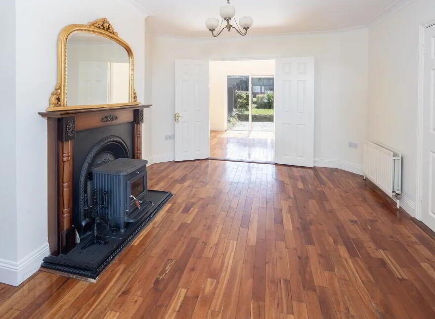 23 The Peatlands, Broomfield Village, Midleton, P25WV56