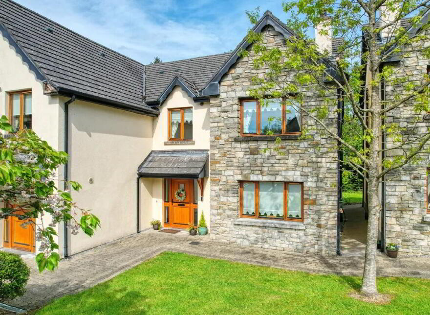 13 Lord Leitrim Court, Lough Rinn, Mohill, N41XF21 photo