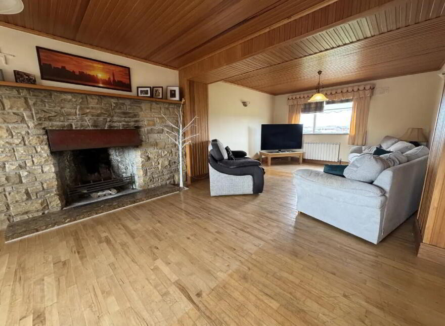 Casa Mar, Main Street, Enniscrone, F26E678